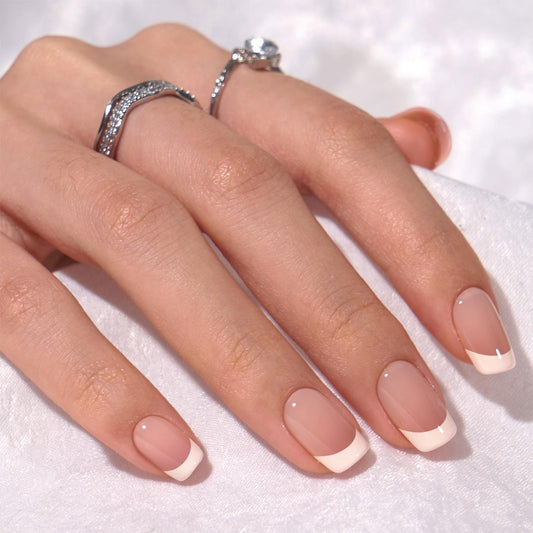 BTArtbox short length seamless-fit press-on nails provide comfortable, everyday wear.
