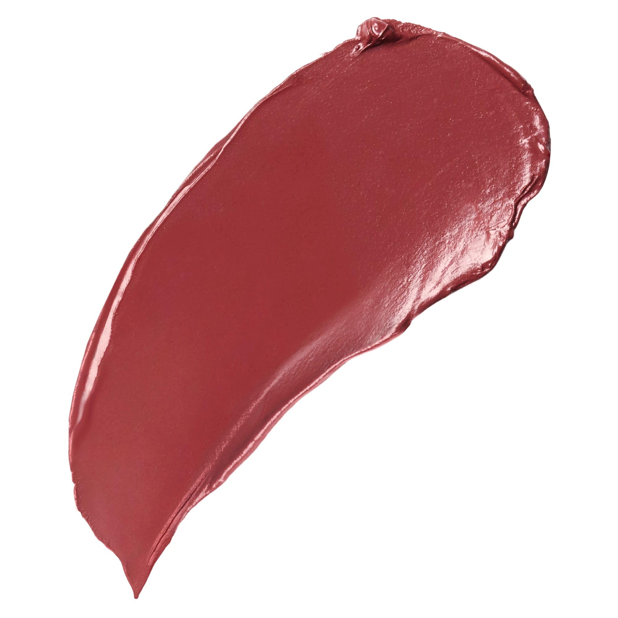 Close-up of the curved bullet applying precise color with Buxom