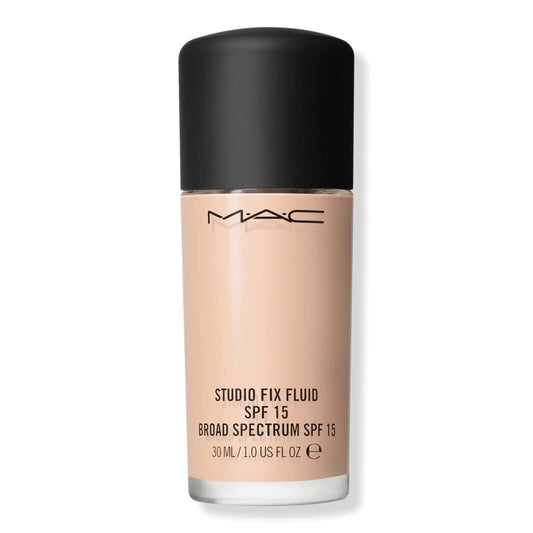 By M.A.C Studio Fix Fluid Foundation SPF 15 bottle shows natural matte finish.