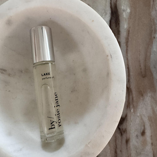 Lake fragrance bottle highlights vanilla note for everyday use