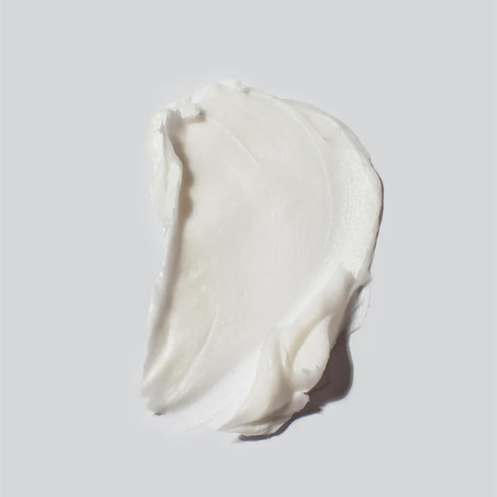 BYRD Back pocket comb included for on-the-go touch-ups.