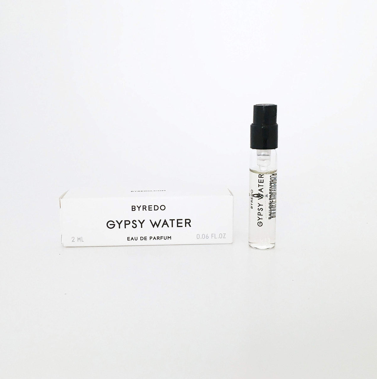Byredo Gypsy Water bottle close-up highlighting warm amber and citrus notes