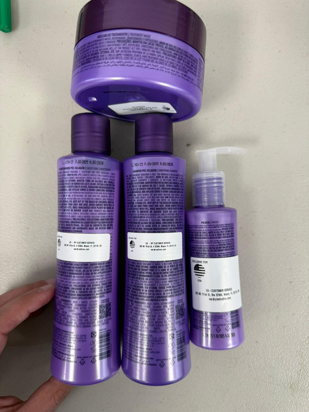 CADIVEU Plastica Dos Fios Conditioner tube delivering smoothing, shine, and manageability