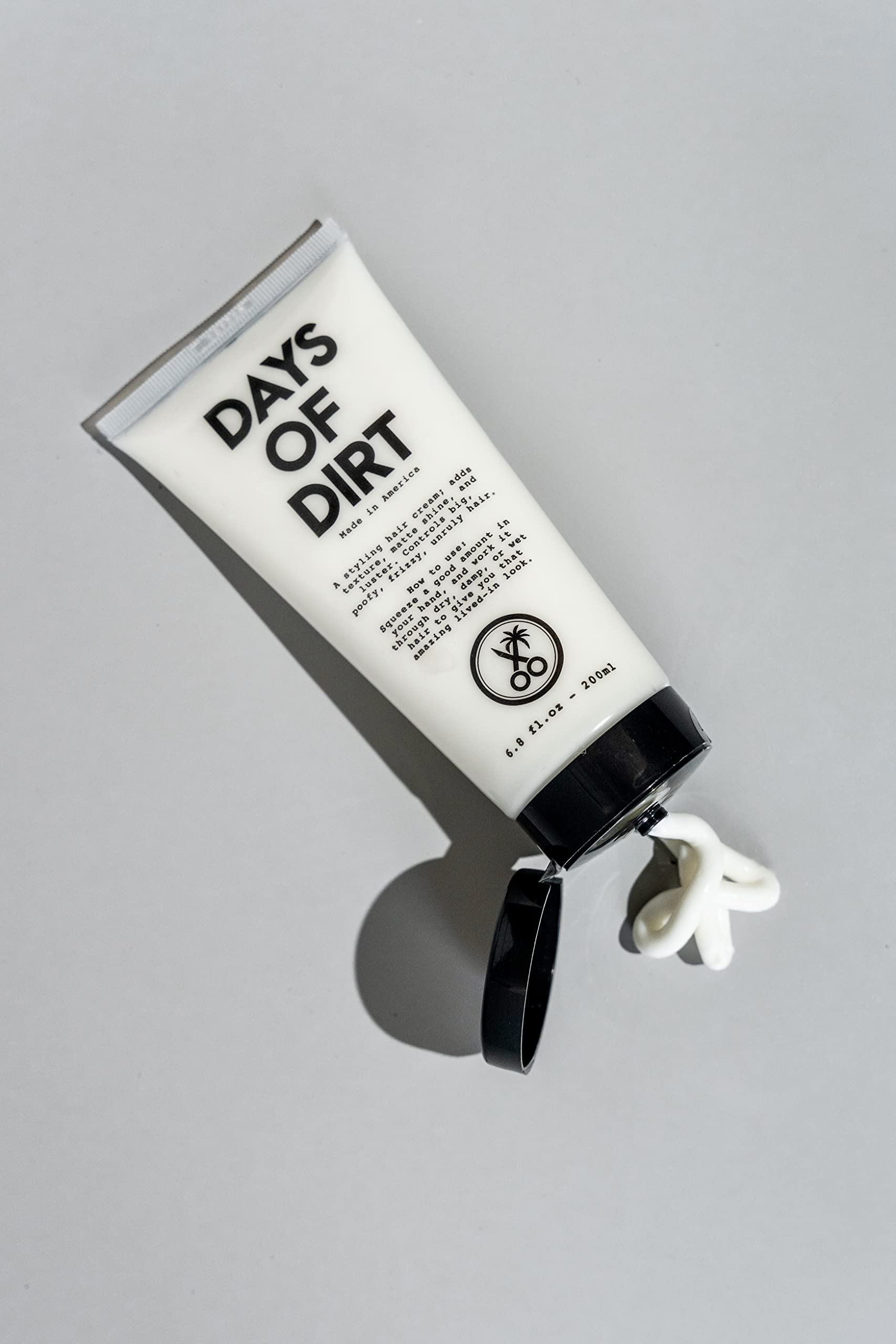 Frizz control demo with Days of Dirt for smoother strands.