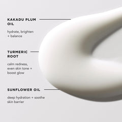 Label highlights Kakadu plum and turmeric for antioxidant hydration.