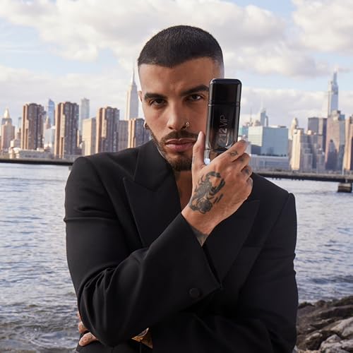 Carolina Herrera 212 VIP Black packaging emphasizing luxury and gift-worthy presentation.