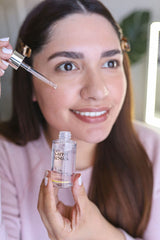 Carrot & Stick Defense Serum texture looks lightweight and fast-absorbing.