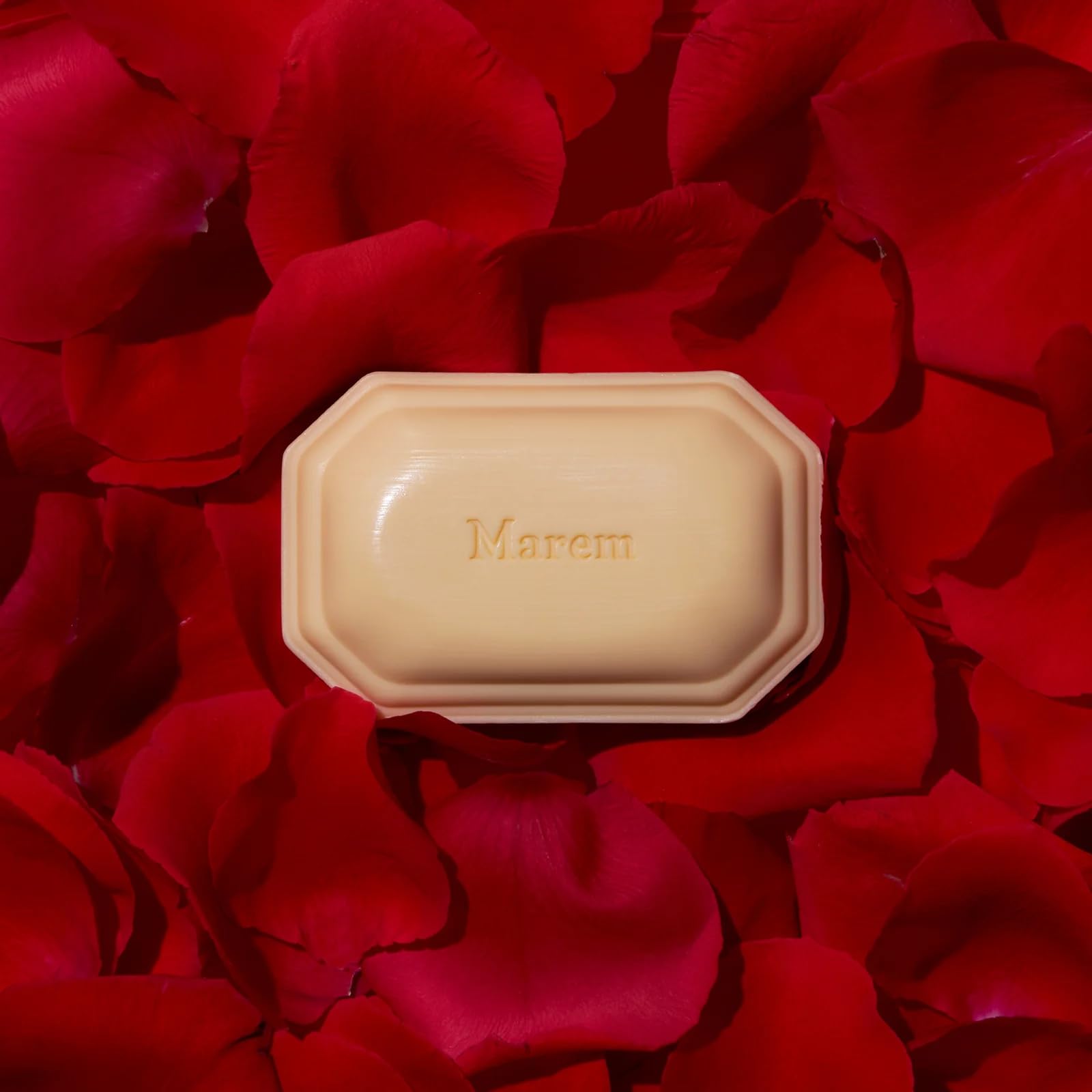 Caswell-Massey Marem soap close-up showing eucalyptus notes for a refreshing feel.