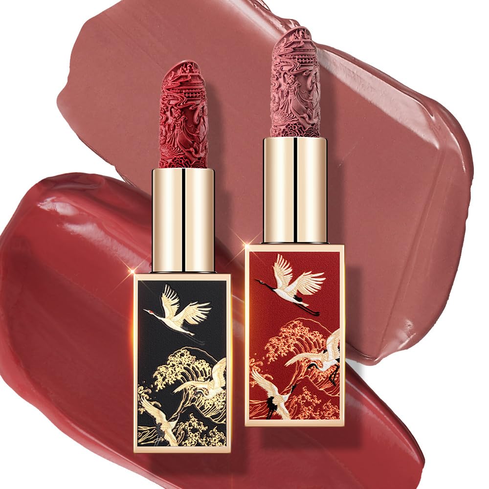 Catkin Moist Lipstick set swatches show rich pigment with a creamy feel for easy layering