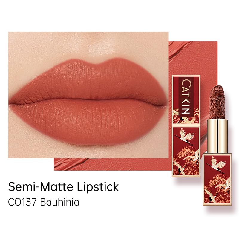 Catkin Rouge Matte Lipstick packaging close-up highlights sleek design and premium finish.