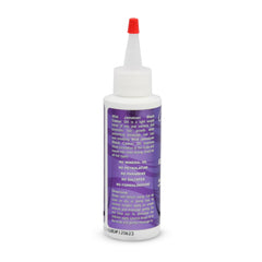 CB SMOOTHE daily-use routine shot shows hands applying oil to scalp.