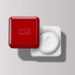 Cellcosmet Ultra Vital bottle pour highlights creamy texture and barrier-friendly formula