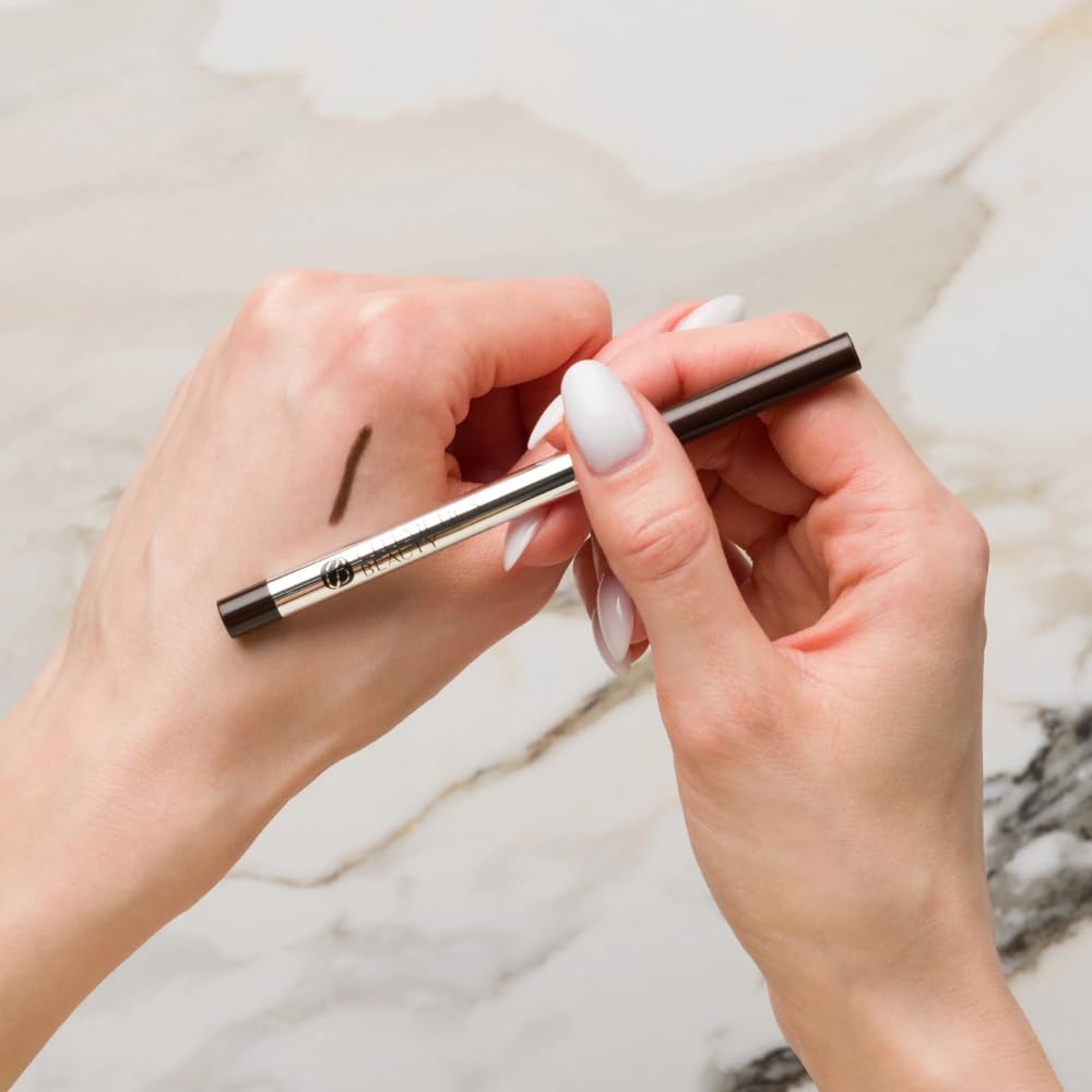 CELLMETICS Beauty vegan cruelty-free paraben-free eyeliner ideal for daily wear.