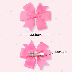 Cellot bow clip close-up with durable metal attachment for secure hold.
