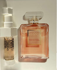 CHANEL Coco Mademoiselle label motif on sleek bottle
