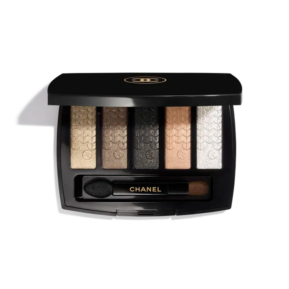Chanel Lumiere Graphique Eyeshadow Palette with five luminous shades for versatile day-to-night looks.