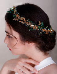 Chargances long pearl leaf hair vine shows flexible wire for secure wear.