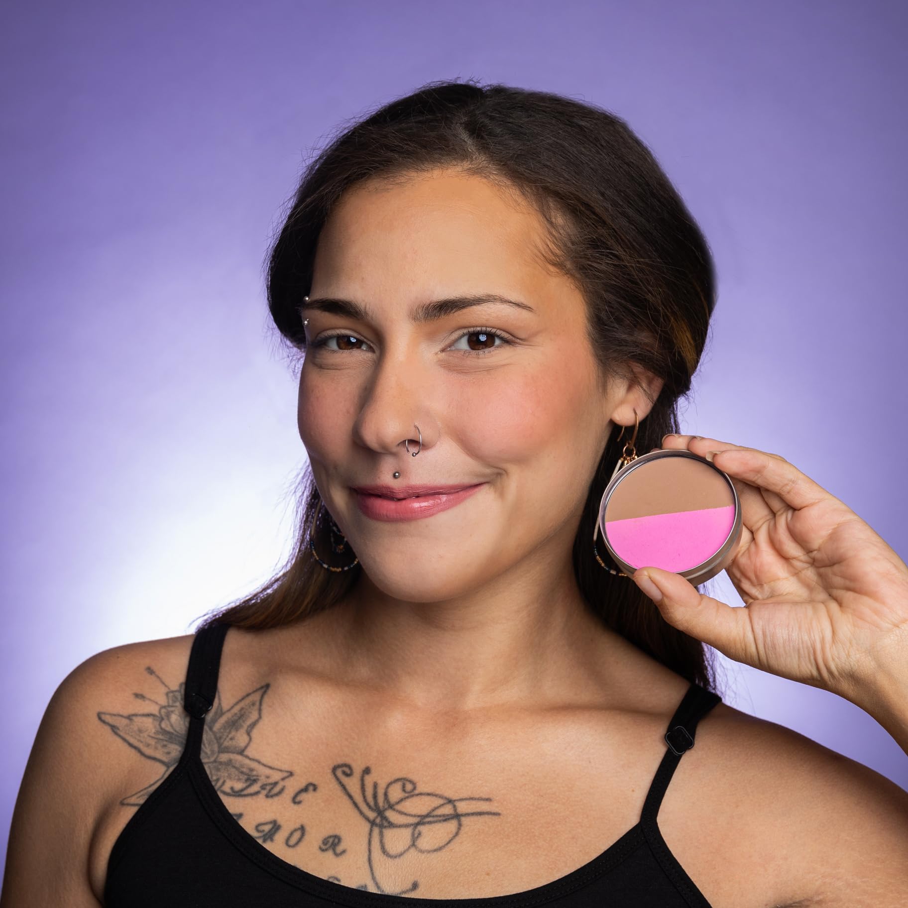 Cheekbone Balance buildable color on cheeks for customizable intensity.