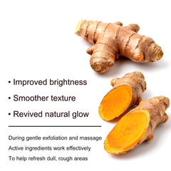 Fine mist from CHZHEN Keratin Care Kojic Turmeric Spray dispersing evenly on skin