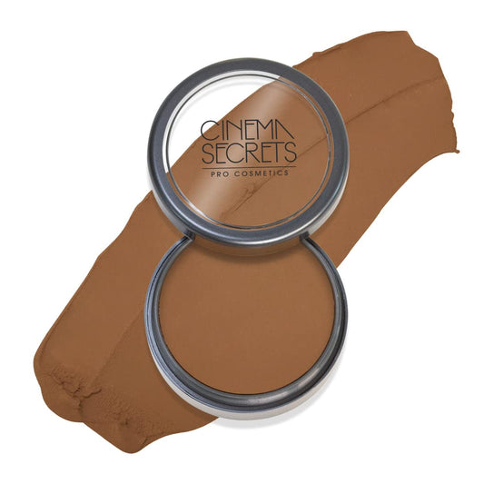 Cinema Secrets Foundation 103-39A close-up demonstrates buildable coverage for a natural look.