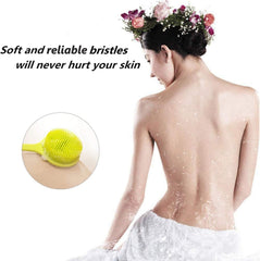 Cinlitek scrubber uses soft bristles for gentle exfoliation.