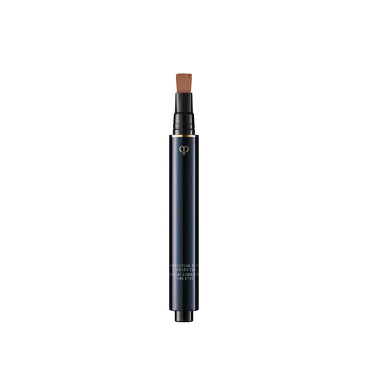Clé de Peau Beauté Radiant Corrector for Eyes Hazelnut bottle smooths under-eye tone