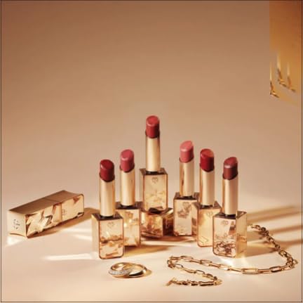 Clé de Peau The Precious Lipstick Shade 6 case detail reflects luxury packaging and brand clarity.