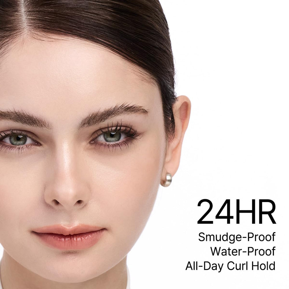 Volumizing yet natural look from CLIO Kill Lash Superproof Mascara