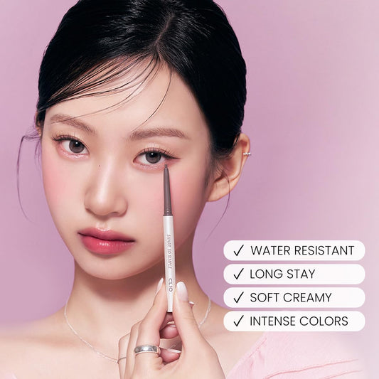 CLIO Sharp So Simple gliding along the lash line for smooth application.