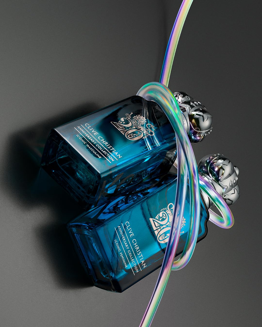 Iconic Masculine heart notes close-up with juniper and clove for spice.