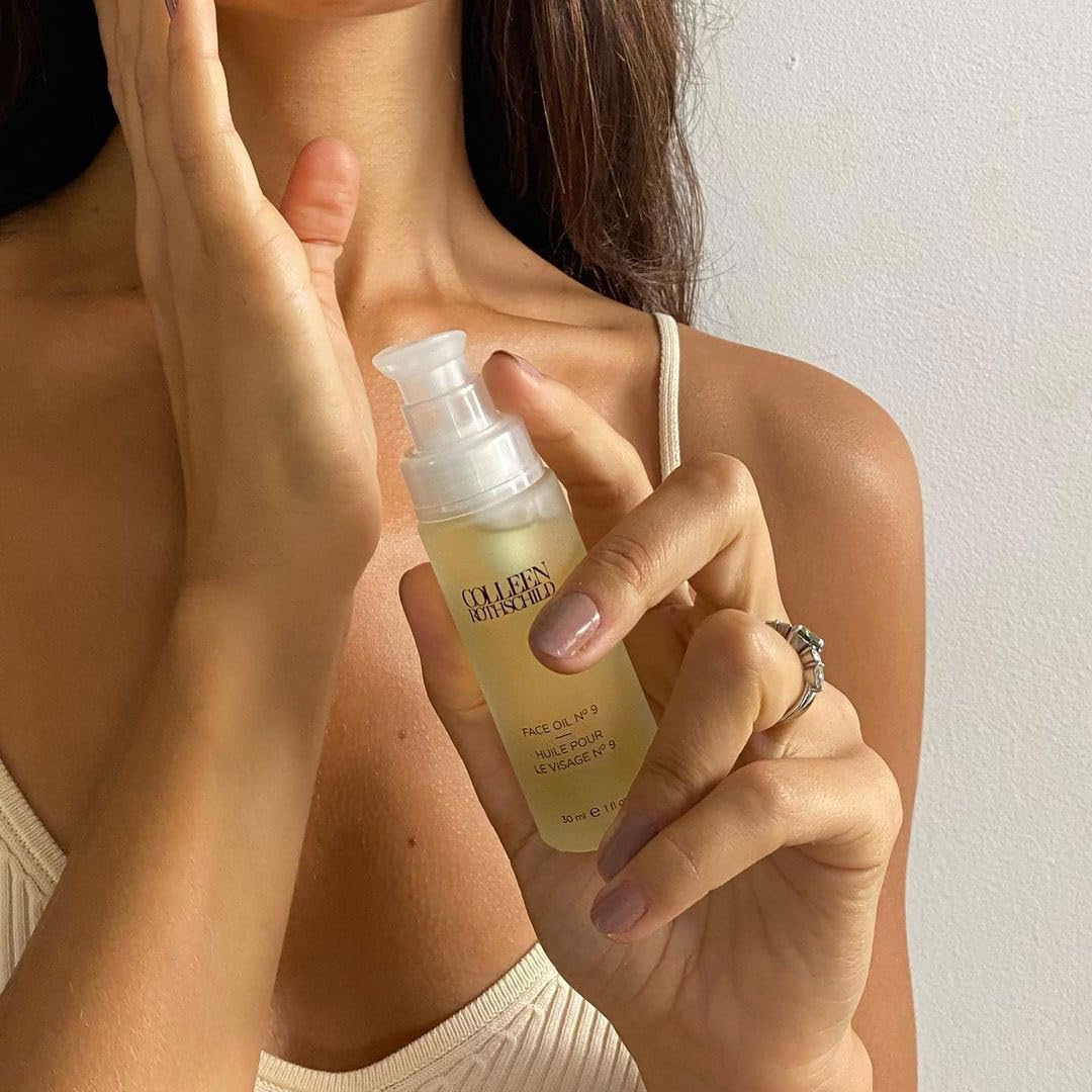 COLLEEN ROTHSCHILD Face Oil N°9 ingredients photo featuring black seed, moringa, marula oils