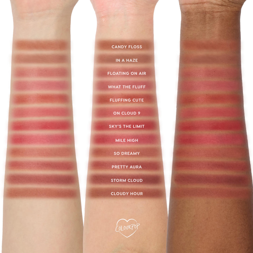 ColourPop Cloud Whip application tip close-up center-dot blend