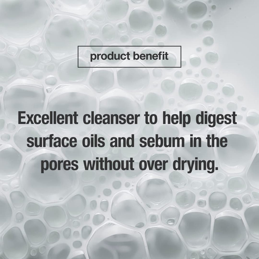 CONTROL CORRECTIVE Salicylic Wash closeup shows creamy gel texture with 2% salicylic acid.