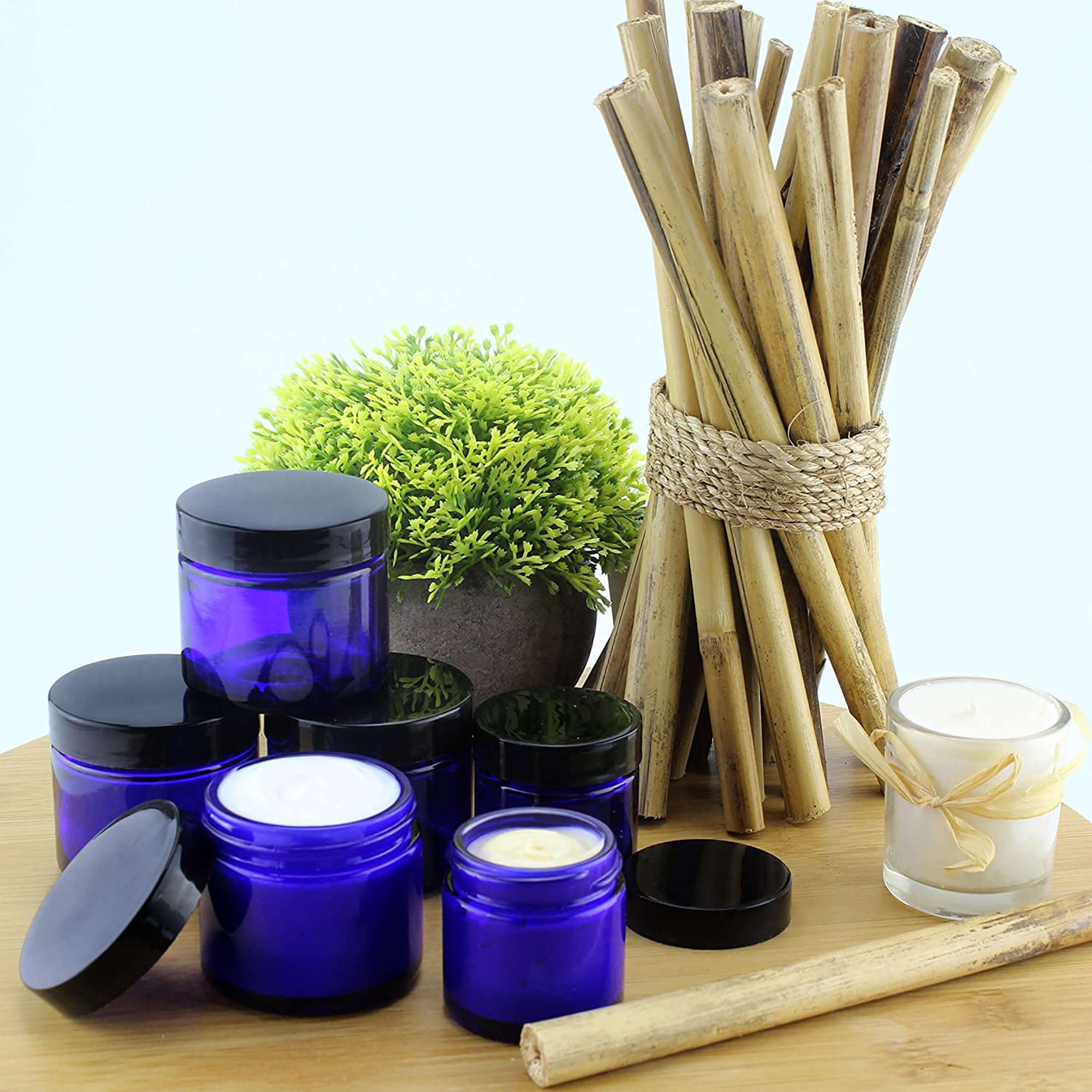 Cornucopia Brands airtight black lid with foam liner for secure sealing