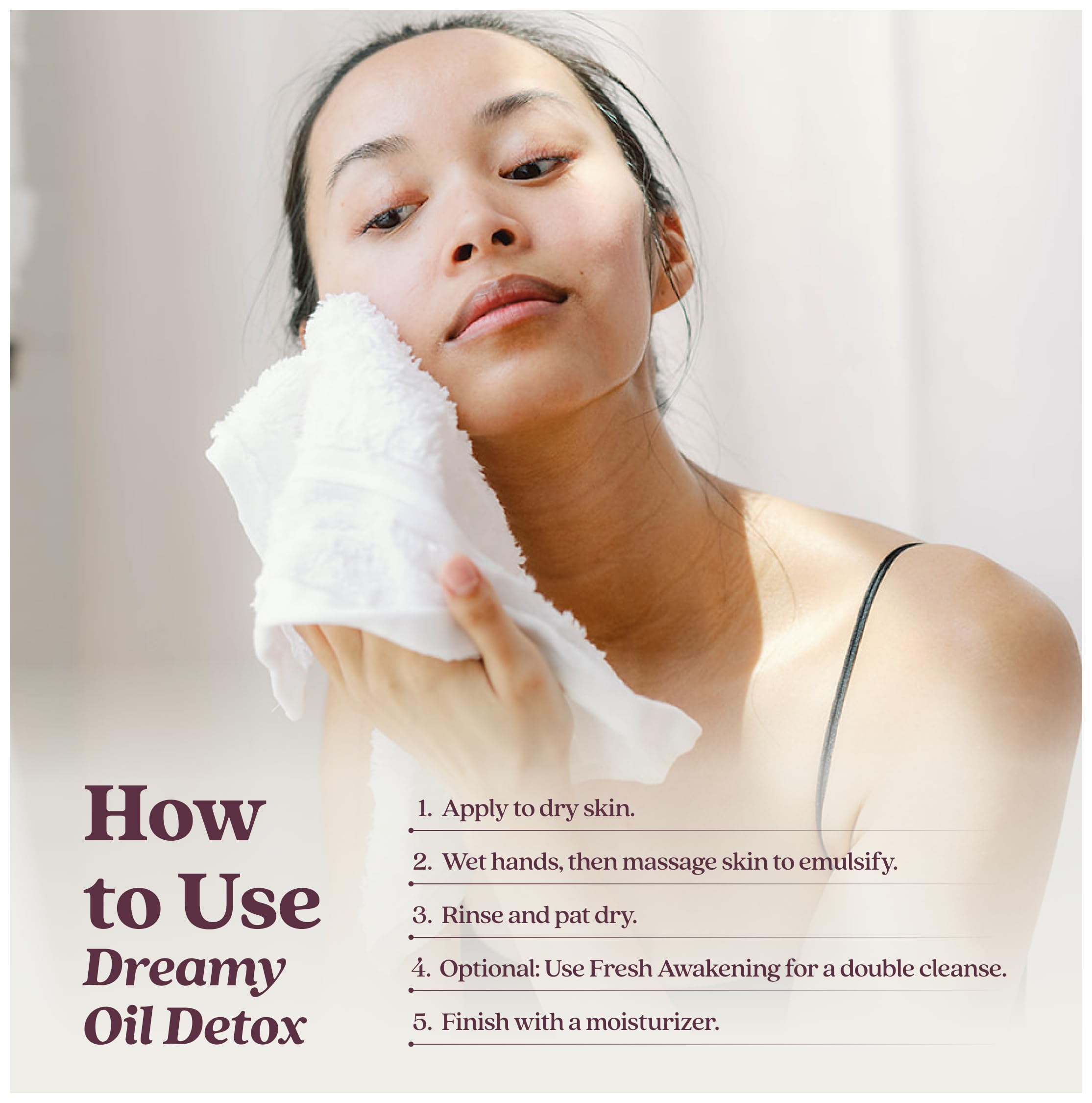 Cosmette Dreamy Deep Pore Cleanser close-up texture highlighting moisture balance.