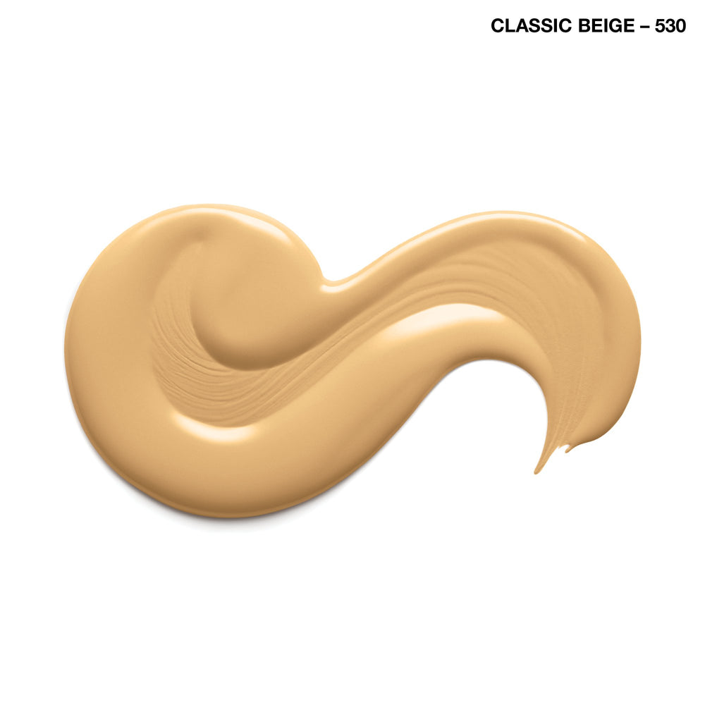 COVERGIRL Clean Matte Liquid Foundation 530 matte finish during application demonstrates oil-control.