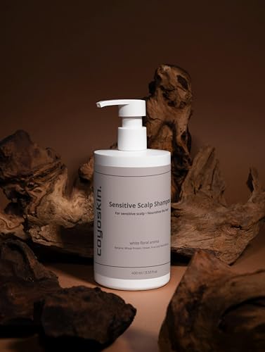 COYOSKIN Sensitive Scalp Shampoo foam on hair illustrating gentle cleansing and detangling.