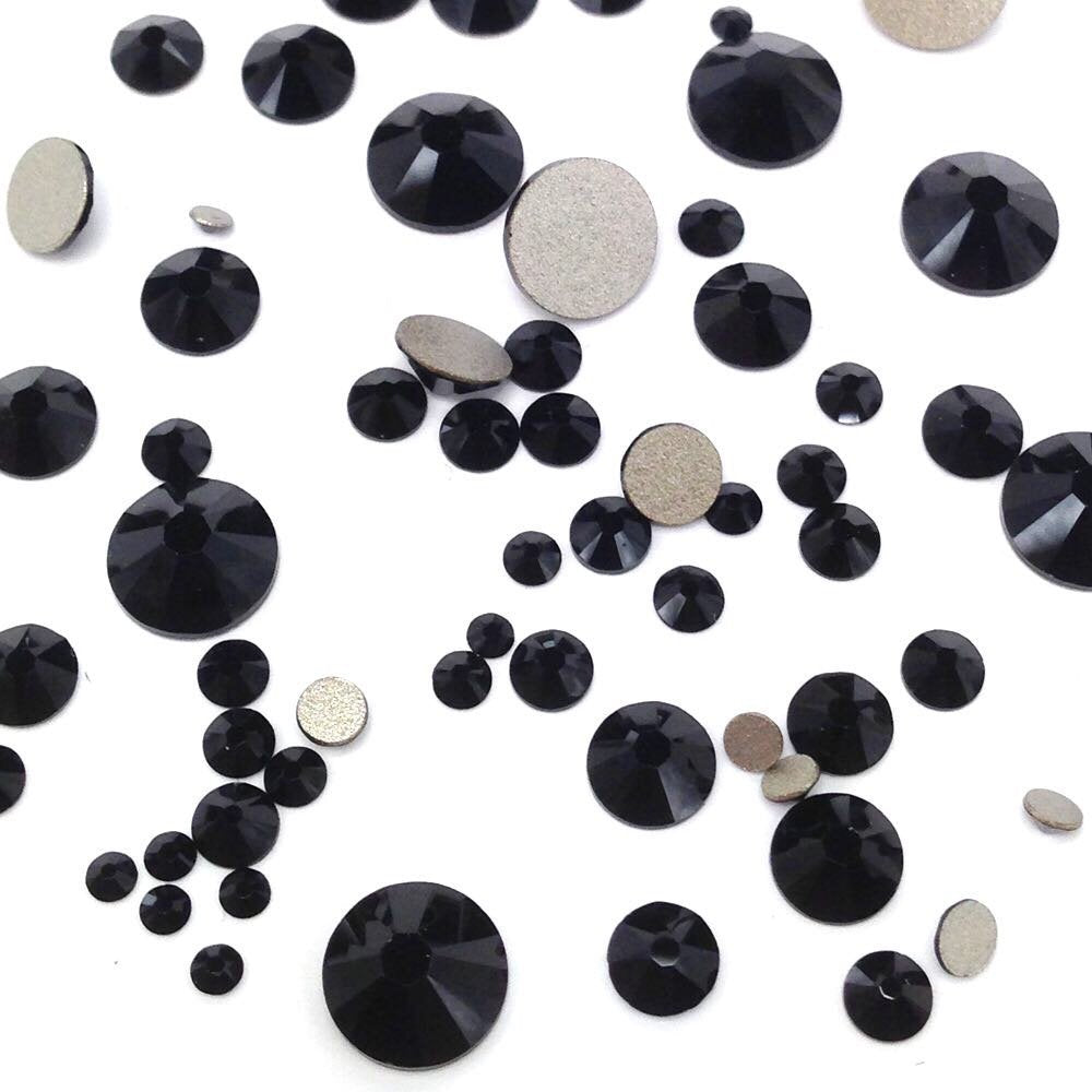Crystal-Wholesale Jet 280 black flatbacks for detailed nail art.