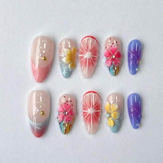 CTTHNBD Size S nails fit comfortably for a natural manicure.