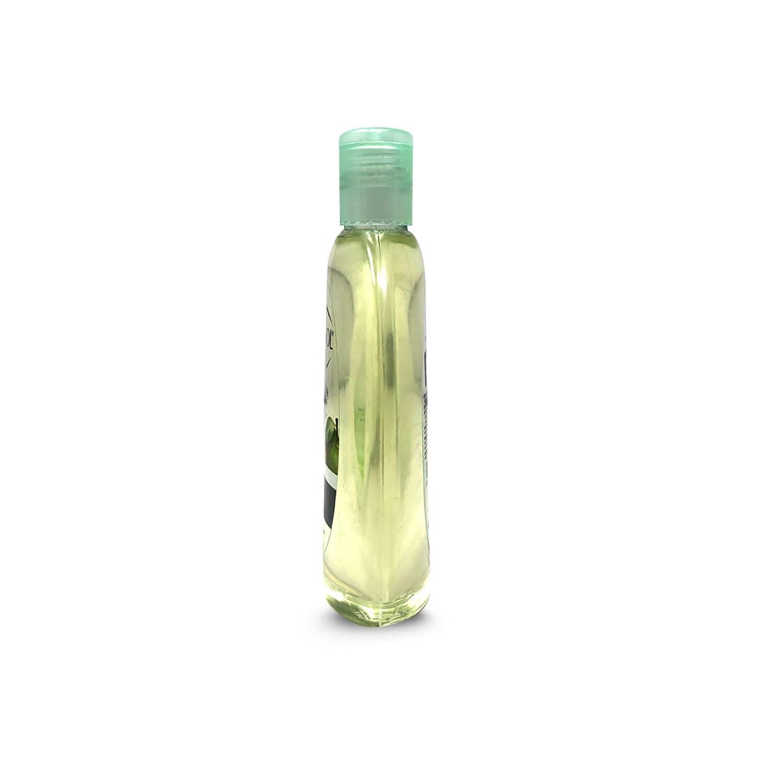 Curveland Eskinol cleanser routine image, prepping skin for moisture.