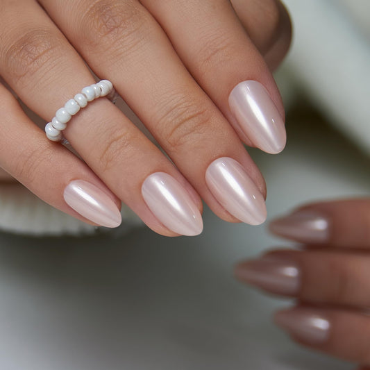Curvlife Aurora Jelly nails showing application for easy, mess-free styling.