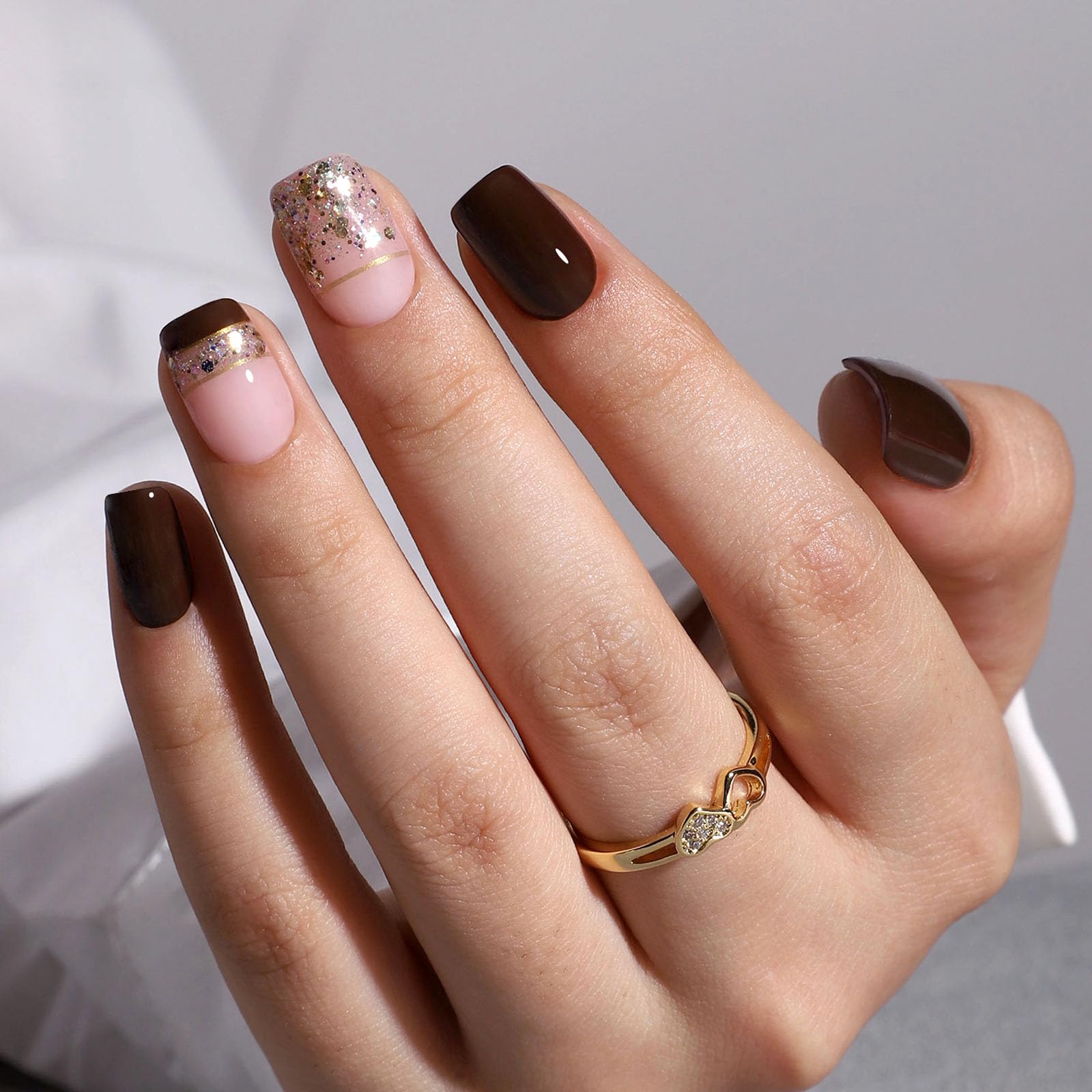 CurvLife press-on nails support daily activities like typing, chores, and light tasks.
