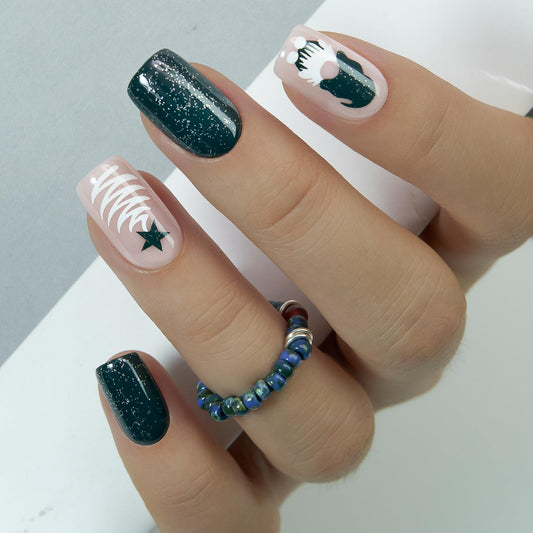 Curvlife green Christmas press-on nails; festive design with salon-like finish.