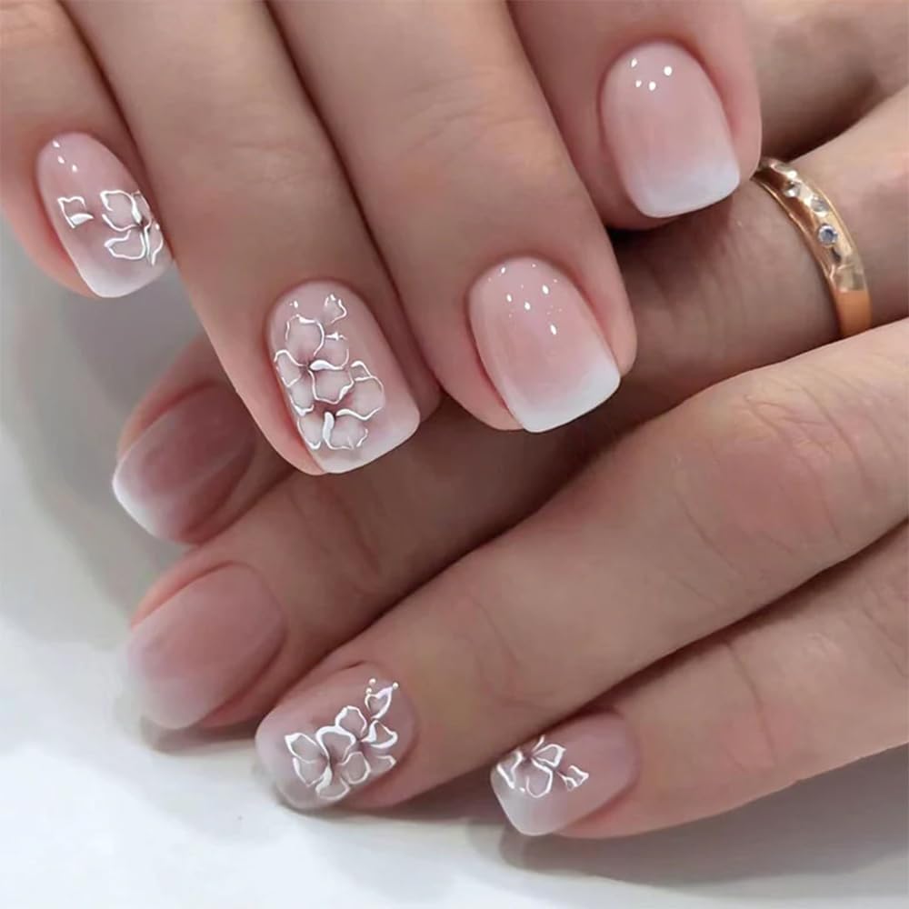 CurvLife nude glossy full-cover nails for a seamless natural look