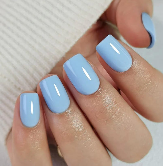 CurvLife press-on nails Cloud Mist deliver salon-ready wear with durable, reusable design.