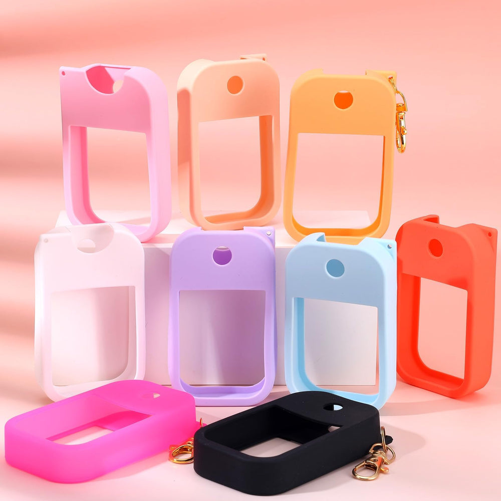 Czlotyh travel-friendly sanitizer accessory helps coordinate colors.