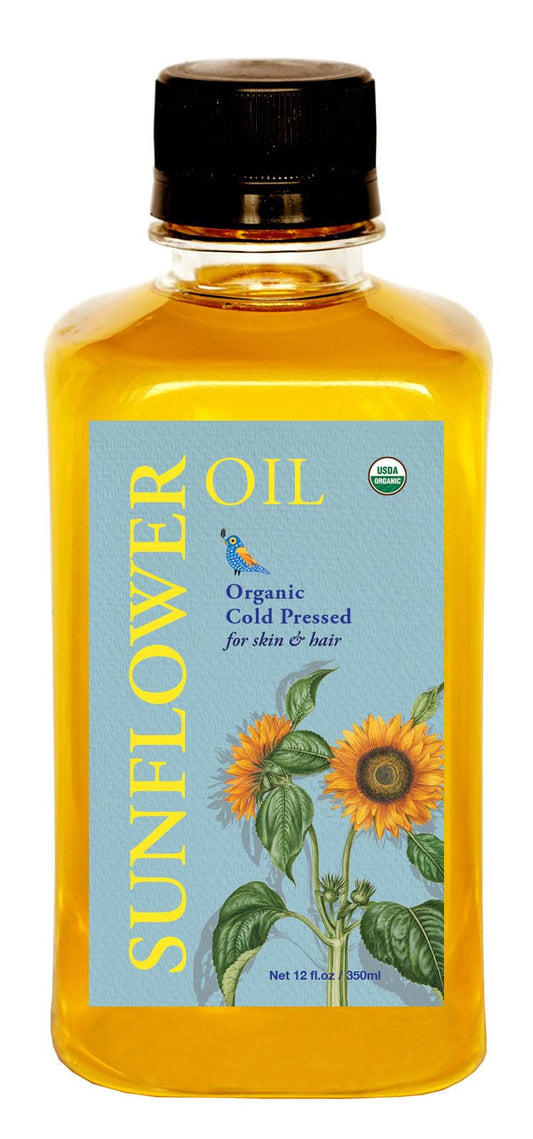 DAANA Sunflower Oil bottle close-up for pure hydration