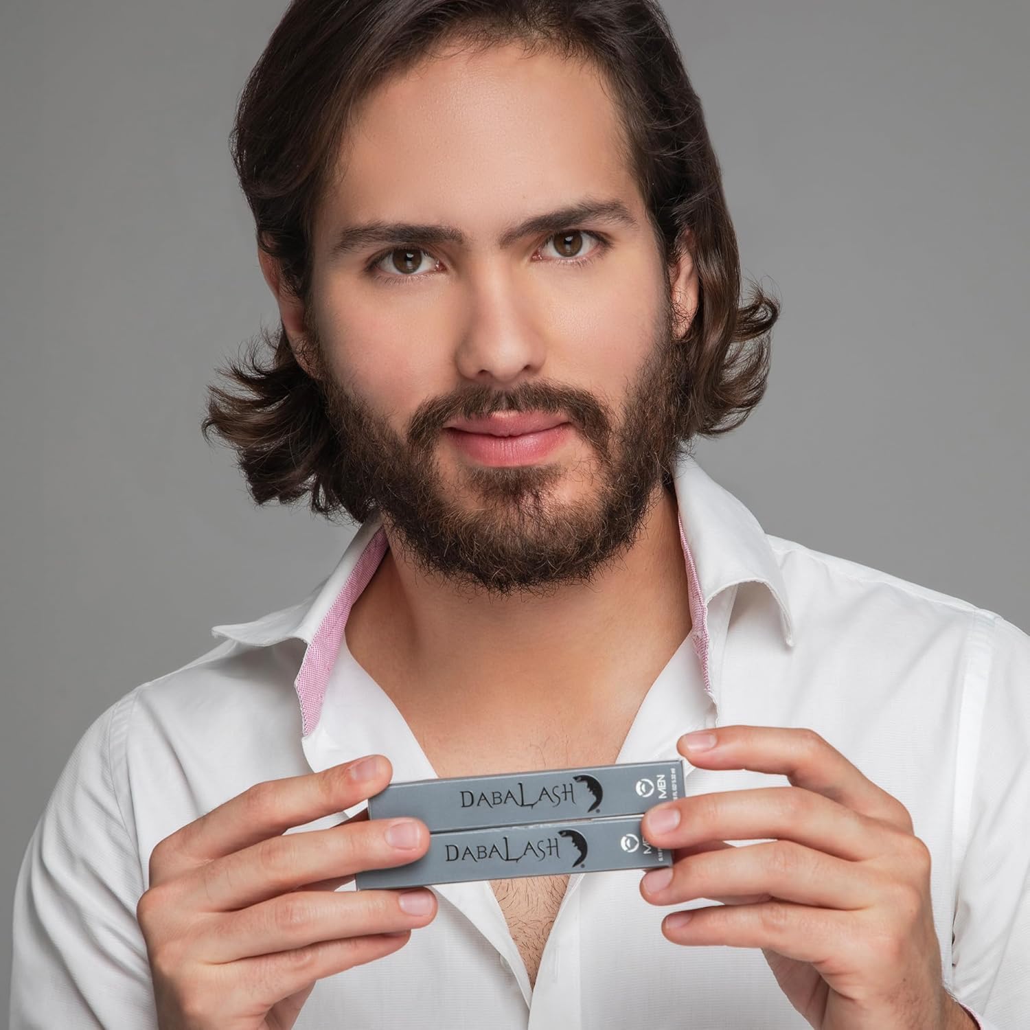 DABALASH packaging label highlighting ISO quality and cruelty-free status.