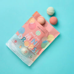 Dabble & Dollop resealable pouch keeps scents fresh between baths.