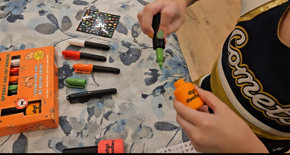 DaddyCo Safe design for ages 5 and up with kid-friendly materials.